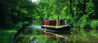 Barge Hire, Vacations and holiday rental in the United Kingdom. canal barge, canal boats, narrowboat rental for holidays and vacations